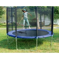 ����� � �������� ������ � ��������� Stingray Trampoline 8
